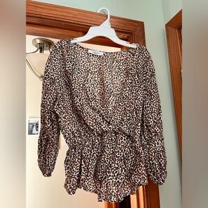 Carly Jean Los Angeles Leopard print peplum top